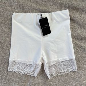 LIONESS Biker Shorts - White